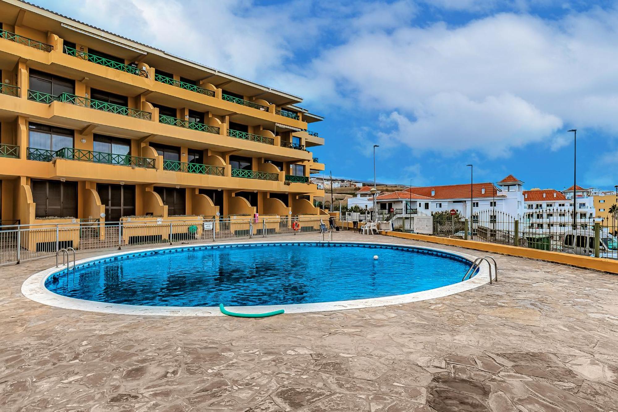 Sunflower Sea And Teide View Пуерто де Сантяго Екстериор снимка